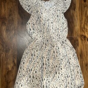 Gilli White and Gray Patterned Casual Dress